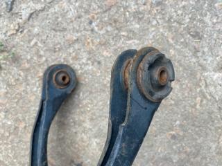 Рычаг передней подвески верхний передний левый IS250/350 05-13