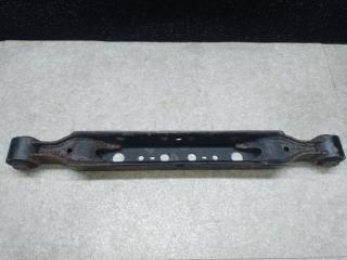 Рычаг задней подвески поперечный нижний правый NISSAN X-TRAIL/ROGUE T32 13-20 2.5 QR25DE