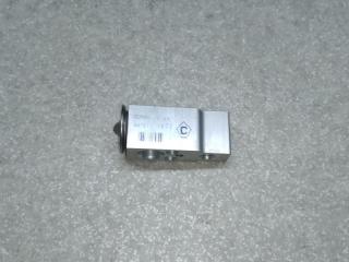 Клапан кондиционера CT200 11-17 2013 1.8 2ZRFXE