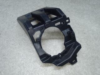 Кронштейн противотуманной фары правый LEXUS CT200 11-17 2013
