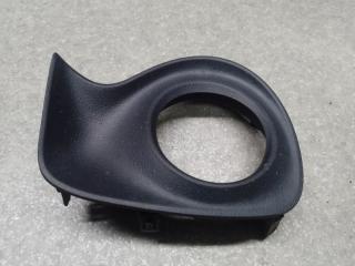 Накладка противотуманной фары правая LEXUS CT200 11-17 2013