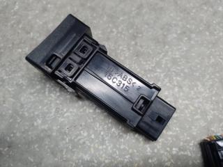 Кнопка стояночного тормоза CT200 11-17 2013 1.8 2ZRFXE