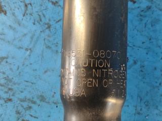 Амортизатор задний SIENNA 11-16 2015 3.5 2GR-FE