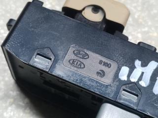 Кнопка стеклоподъемника передняя правая SONATA YF 10-14 2012 2.4 G4KJ