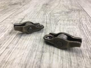 Рокер выпускного клапана CHEROKEE 14- 2014 KL 3.2 EHB