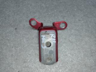 Петля двери нижняя задняя левая TOYOTA PRIUS 16-