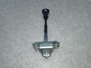 Ограничитель двери передний левый CAMRY 50 12-15