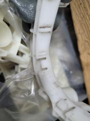 Кронштейн переднего бампера правый OUTLANDER XL 05-13