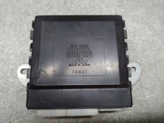 Блок управления дверей передний правый LEXUS GS350 GS300 05-11 Б/У Блок управления дверей передний правый LEXUS GS350 GS300 05-11