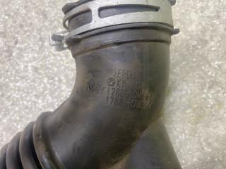 Патрубок воздушного фильтра CAMRY 55 14-17 2016 2.5 2ARFXE