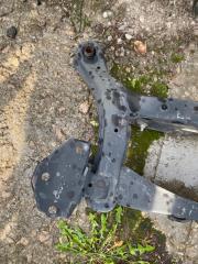 Балка задней подвески VENZA 09-16