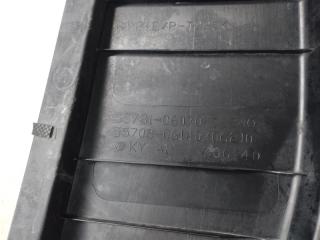 Пластик под лобовое стекло / Жабо CAMRY 55 14-17 2014 2.5 2ARFE