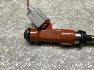 Форсунка топливная SIENNA 03-10 3.5 2GR-FE