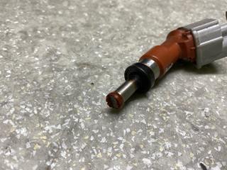 Форсунка топливная TOYOTA SIENNA 03-10 3.5 2GR-FE