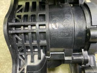 Корпус термостата CX-30 19- 2021 2.5L