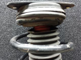 Амортизатор передний правый NISSAN QASHQAI/ROGUE SPORT 14-