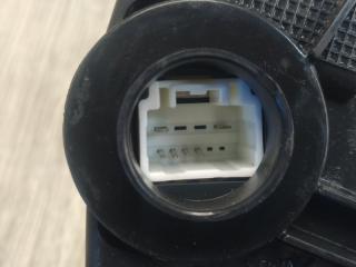 Замок двери передний левый CT200 11-17 2013 1.8 2ZRFXE