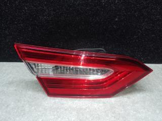 Фонарь внутренний левый TOYOTA CAMRY 70 17- 2019