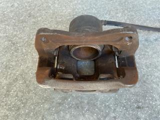 Суппорт тормозной передний правый KIA SORENTO UM 14- 2.4 G4KJ