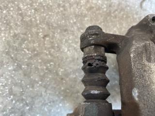 Суппорт тормозной передний левый KIA SORENTO UM 14- 2.4 G4KJ