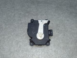 Моторчик заслонки печки TOYOTA CAMRY 55 14-17 2.5 2ARFE