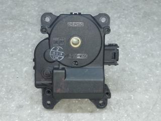 Моторчик заслонки печки TOYOTA CAMRY 55 14-17 2014