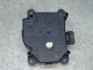 Моторчик заслонки печки TOYOTA CAMRY 55 14-17 2.5 2ARFE