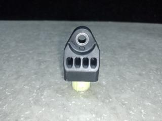 Датчик удара передний TOYOTA CAMRY 55 14-17 2014