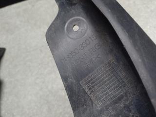 Брызговик передний правый TOYOTA CAMRY 55 14-17 2.5 2ARFE