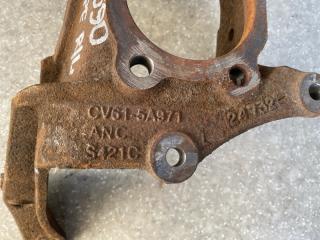 Цапфа левая FORD ESCAPE 12-19 T20HDTX