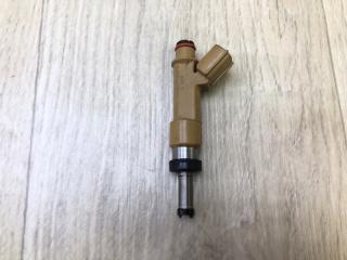 Форсунка топливная TOYOTA COROLLA 150 06-13 2011