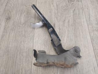 Петля капота правая MATRIX 02-08 2002 ZZE132 1.8L 1ZZ-FE