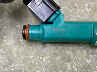 Форсунка топливная TOYOTA RAV4 05-12 2.4 2AZFE