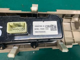 Блок кнопок торпедо ELANTRA AD 16- 2016 2.0 G4NH