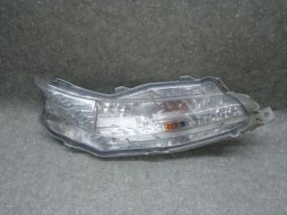 Указатель поворота передний правый TOYOTA CAMRY 55 14-17 2014