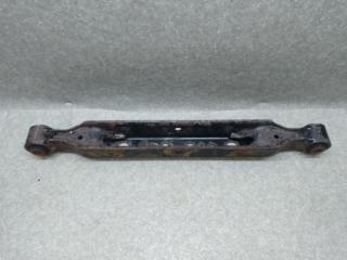 Рычаг задней подвески поперечный нижний левый NISSAN X-TRAIL/ROGUE T32 13-20 2.5 QR25DE