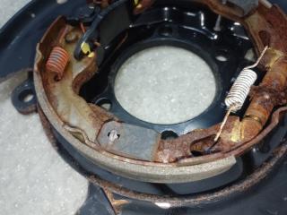 Тормозной механизм задний правый NISSAN X-TRAIL/ROGUE T32 13-20 2.5 QR25DE