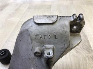 Кронштейн опоры двигателя левый FX S50 03-08 2005 3.5 VQ35DE