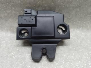 Замок крышки багажника TOYOTA CAMRY 55 14-17
