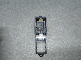 Кнопка стеклоподъемника передняя правая OUTLANDER XL 05-13 2007 3.0 6B31