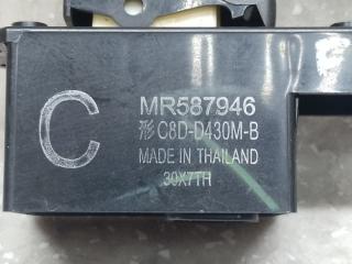 Кнопка стеклоподъемника передняя правая MITSUBISHI OUTLANDER XL 05-13 3.0 6B31