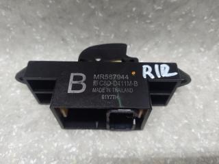 Кнопка стеклоподъемника задняя MITSUBISHI OUTLANDER XL 05-13 3.0 6B31