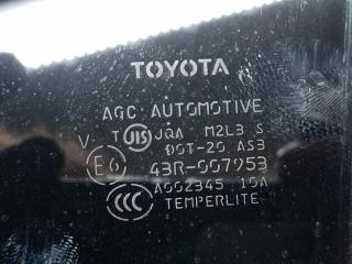 Стекло двери заднее правое RAV4 05-12