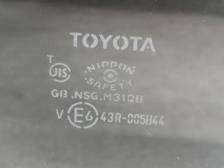 Стекло двери заднее левое PRIUS C/AQUA 11-14