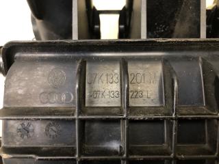 Коллектор впускной JETTA USA 10-17 2.5