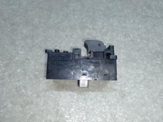 Кнопка стеклоподъемника задняя HRV 14-22