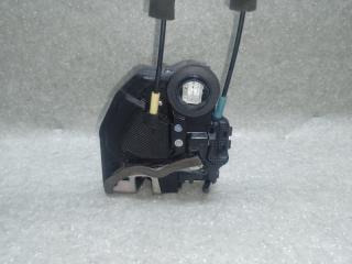 Замок двери задний левый RAV4 05-12