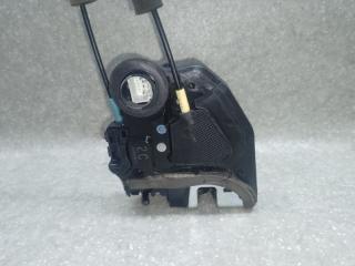 Замок двери задний правый RAV4 05-12