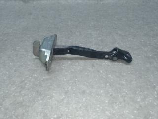 Ограничитель двери передний левый TOYOTA RAV4 05-12