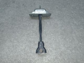 Ограничитель двери задний правый TOYOTA RAV4 05-12 Б/У Ограничитель двери задний правый TOYOTA RAV4 05-12